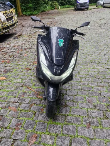 Vendo ou troco Pcx 25/26