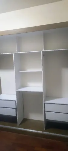 Guarda roupa