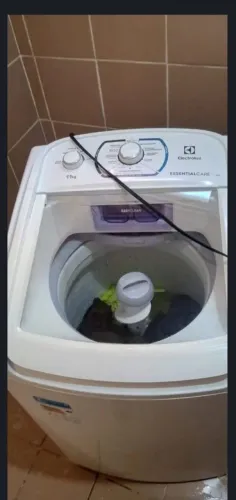 Máquina de Lavar Electrolux 11kg Essential Care - Praticamente Nova - R$ 1.199