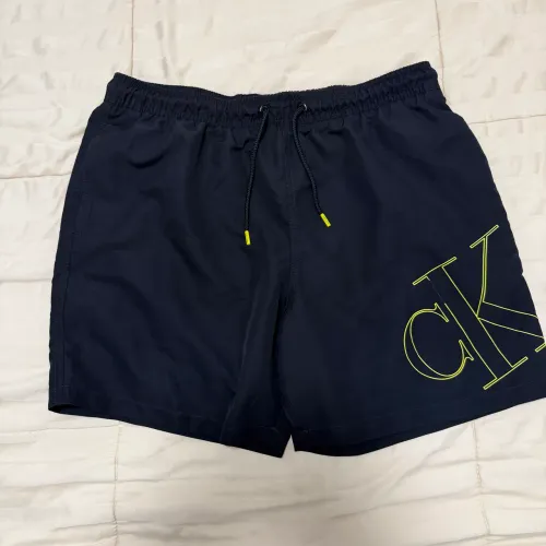 Bermuda calvin klein preta-Tamanho G