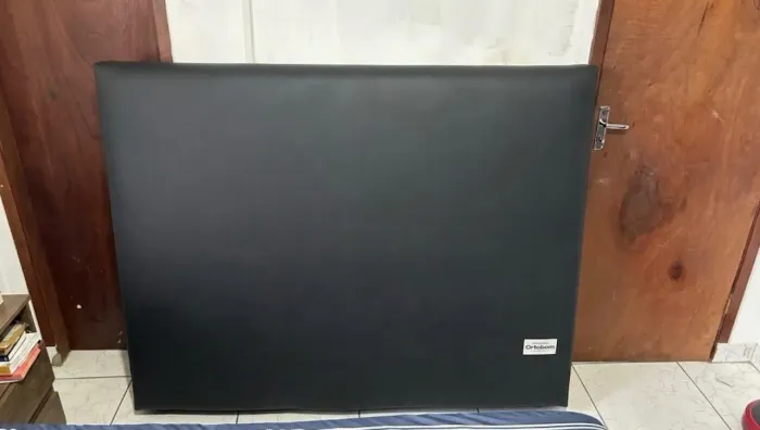 Cabeceira de cama semi nova