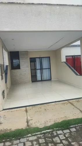 ALUGO CASA PROXIMO A FRAGA MAIA - CONDOMÍNIO AQUARELA VILLE