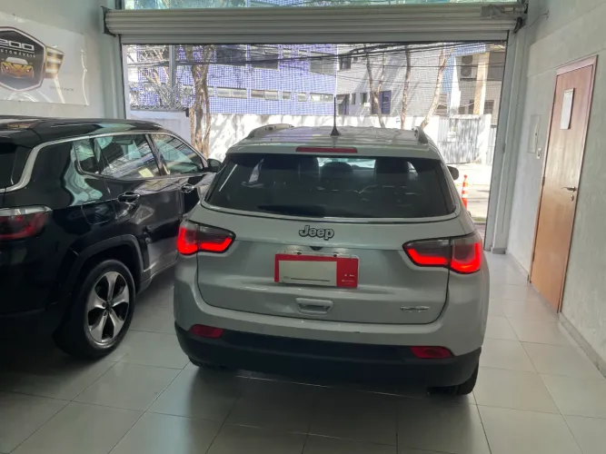 Jeep Compass Longitude 2.0 4X2 Flex 16V Aut. 2018