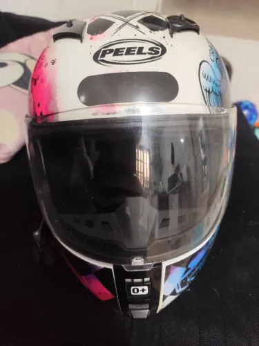 Capacete Peels
