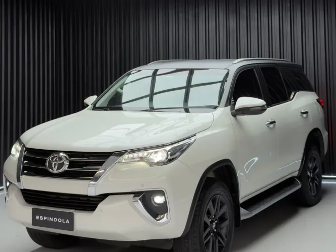 Toyota Hilux SW4 4X4 2.8 Diesel 2019