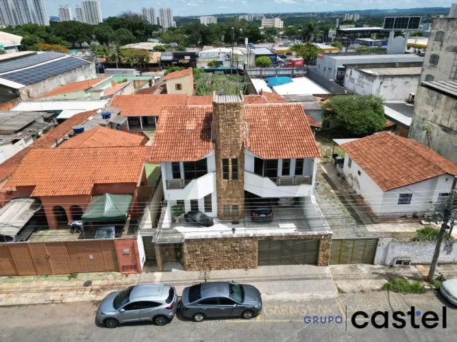 Sobrado no Setor Leste Vila Nova à venda