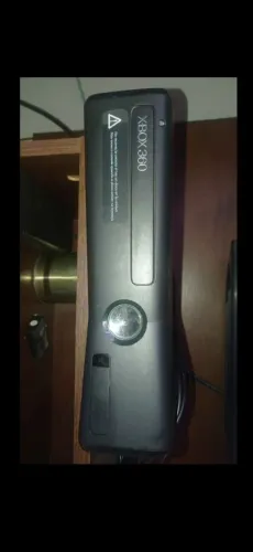 XBOX 360 DESBLOQUEADO, HD DE 250GB COM MAIS DE 70 JOGOS