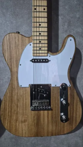 Guitarra telecaster
