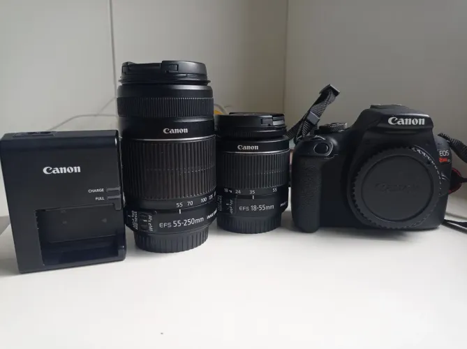 Canon EOS Rebel T7 com Duas Lentes(18-55mm e 55-250mm), mochila e cartão de memória 