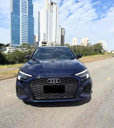 Audi A3 Sed. Perform. Black 2.0 TFSI S-tronic 2023