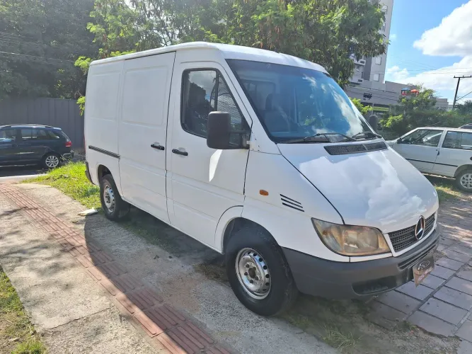 Mercedes-Benz Sprinter 313 Furgão Curto 2.2 129cv Dies 2011