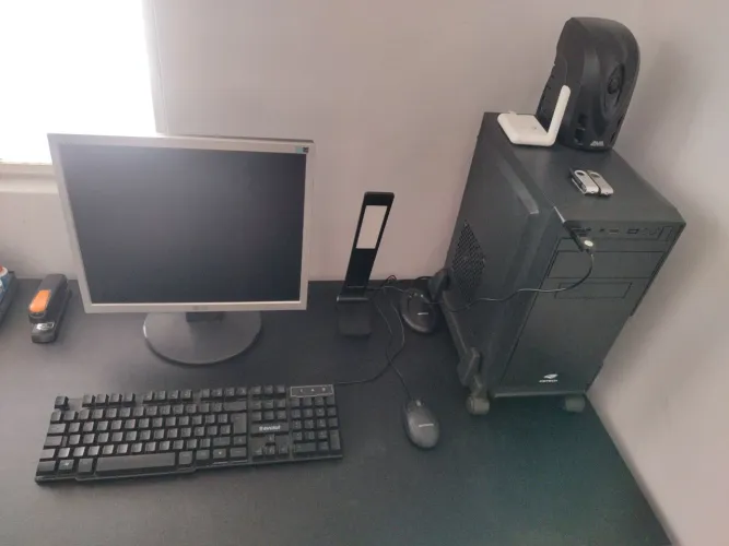 Computador com gabinete