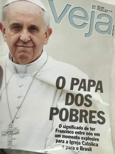 Revista rara Veja Papa Francisco edição de 2013