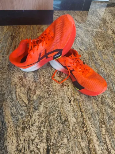 Tênis Asics Metaspeed Sky Paris - 41,5 BR - Original