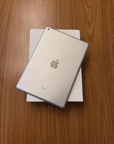 iPad 9º Geração 256GB Prata - Novo