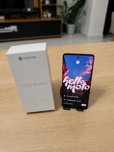Motorola Edge 60 Pro 256GB - Completo na Caixa
