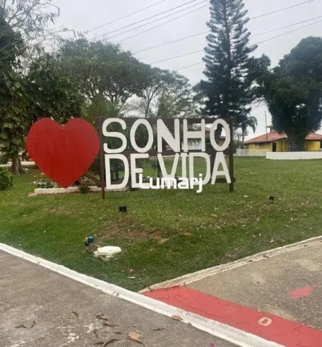 erreno à venda em condomínio fechado Araruama/RJ