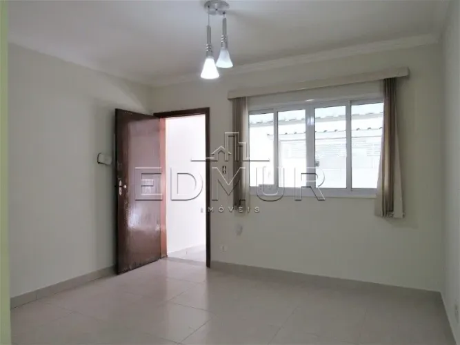 SOBRADO para ALUGUEL com 100m² no bairro Santa Terezinha com 2 quartos e 1 vagas. Santo An