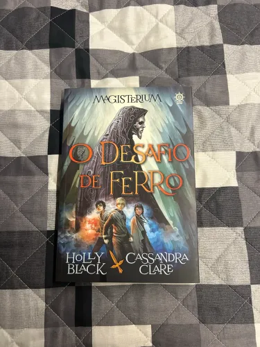 Desafio de Ferro Magisterium Livro 1