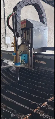 Máquina de Corte Plasma CNC