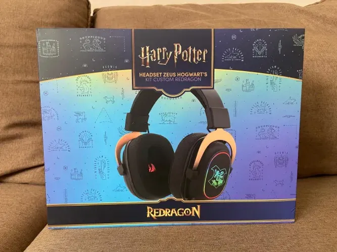 Headset Gamer Redragon Harry Potter Zeus 7.1, Edição Especial, Preto e Dourado