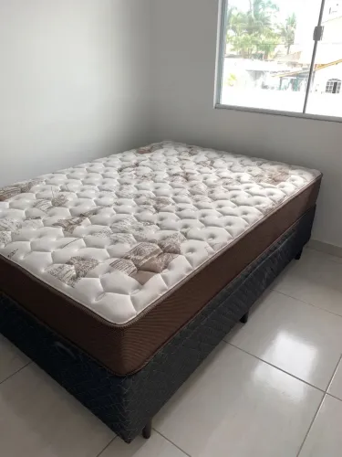 Cama casal baú