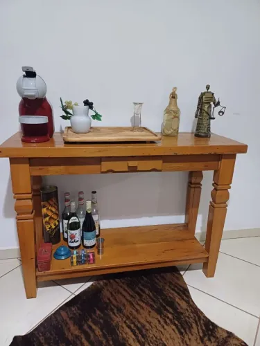 Balcão Peroba