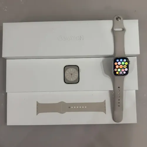 Apple Watch Series 8 GPS 41 mm Starlight - Bateria 100%