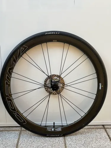 Rodas CORIMA ESSENTIA 40