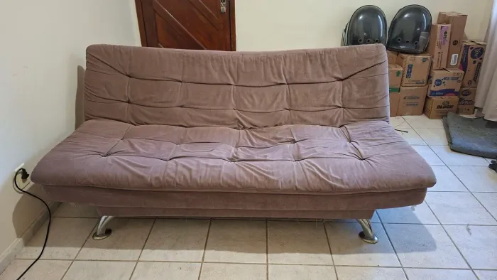 Doação de Sofá 3 Lugares Usado