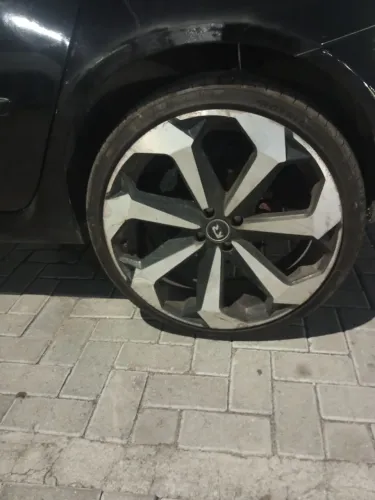 Vendo ou troco jogo de aro 20 pro aro 14 de ferro da Fiat