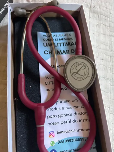 Vende-se estetoscópio Littmann Classic ||