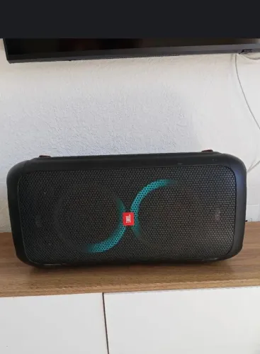 JBL PARTYBOX 100