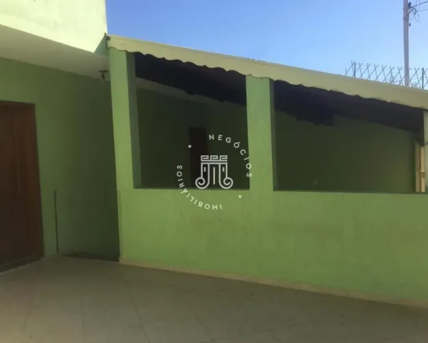 CASA PARA VENDA LOCALIZADA NO BAIRRO ANHANGABAÚ, CIDADE DE JUNDIAÍ-SP