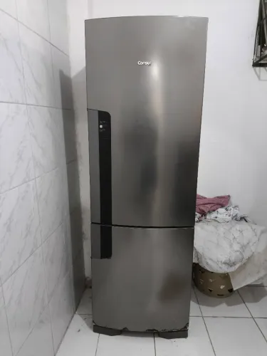 Geladeira Consul Frost Free Duplex 397 litros Evox com freezer embaixo - CRE44BK 220V