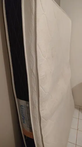 Colchão Queen molas Umaflex