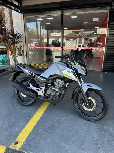 Titan 160 2026 zero de entrada 