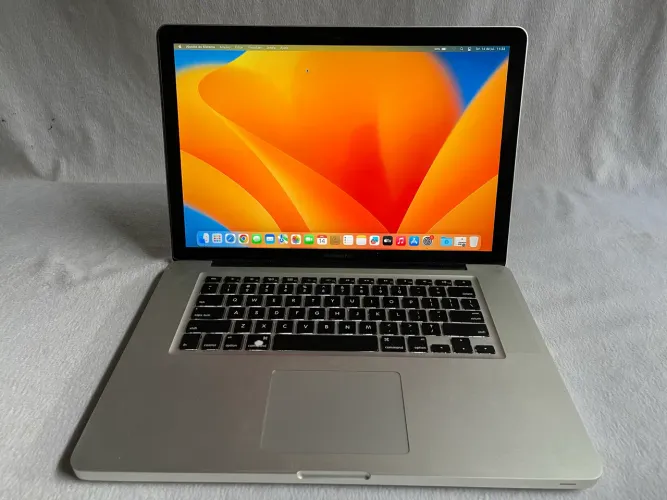 MacBook Pro 2011 a1286 i7 funcionando perfeitamente