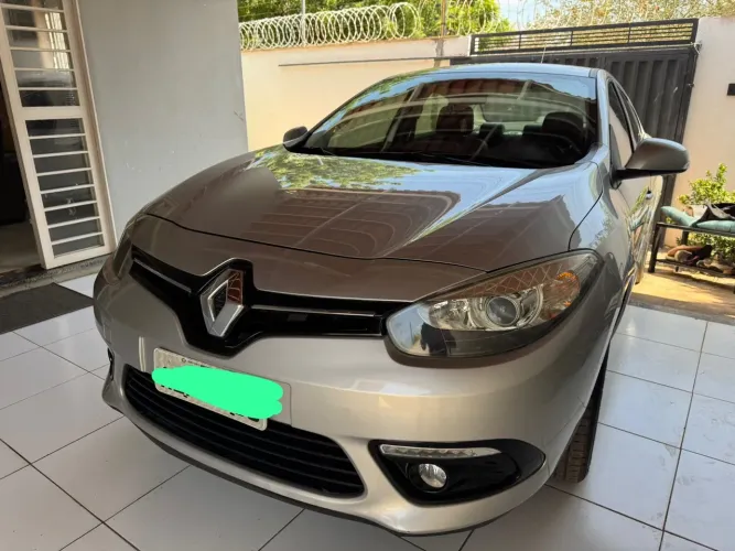 Renault Fluence Sed. Dynamique 2.0 16V Flex Aut. 2015