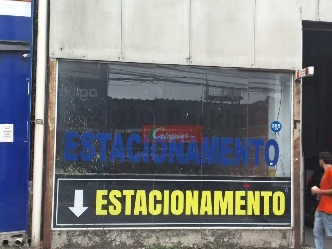 Ponto comercial excepcional no coração do centro de Guarulhos. A loja fica de frente para