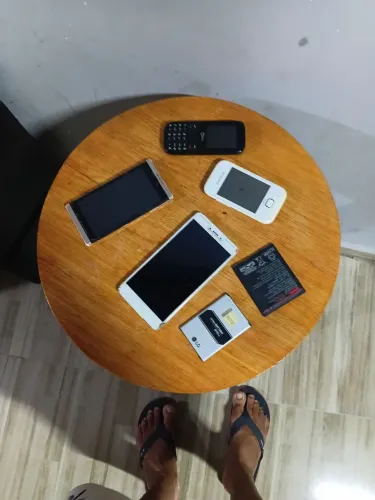 Celulares pra retirada de peças
