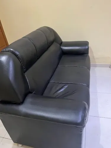 Sofá 3 lugares courino preto