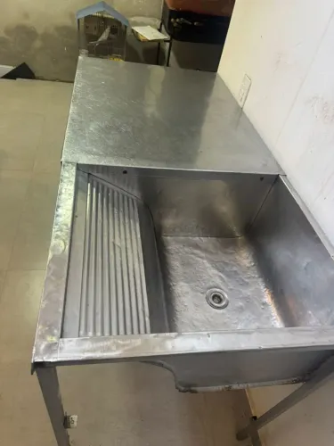 Mesa cuba de inox