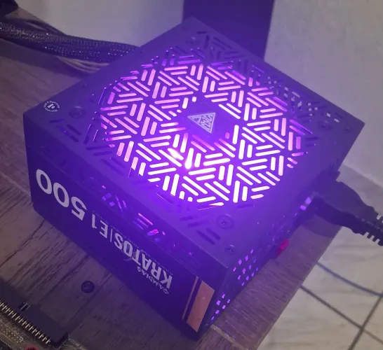 Fonte gamer fullRGB 500W 80+