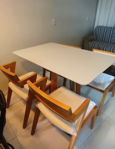 MESA TOTALMENTE NOVA
