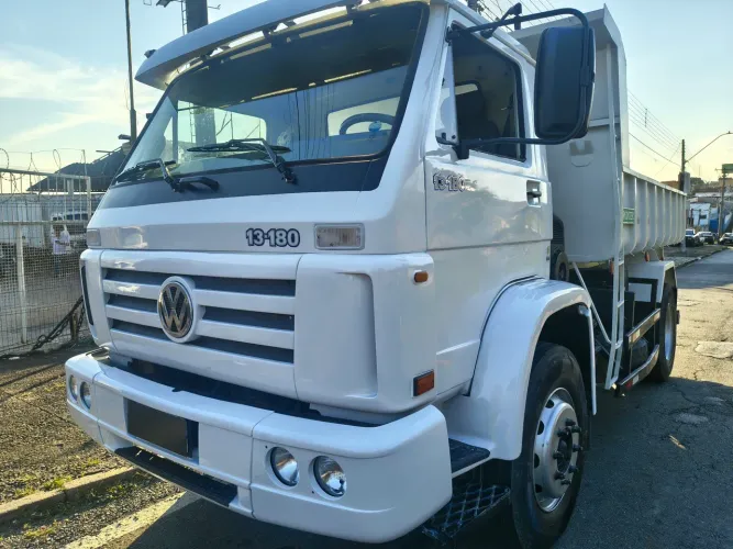 VW VOLKS 13180 13.180 CAÇAMBA BASCULANTE