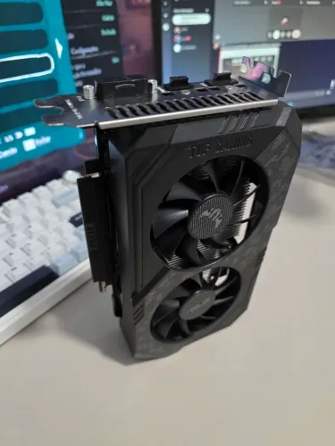 Placa de vídeo Nvidia GTX 1650 ASUS TUF 4GB OC