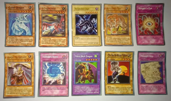 10 cartas Yu-Gi-Oh