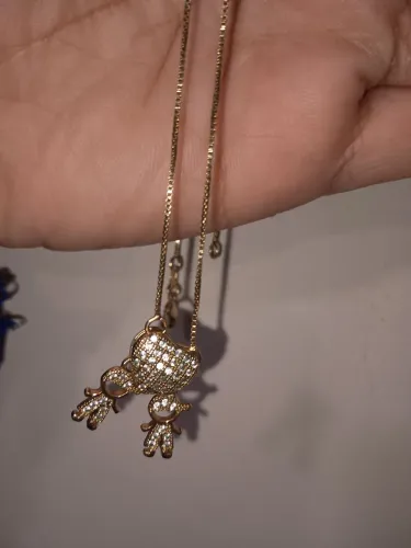 Colar Mary Jóia dois meninos de coração ?