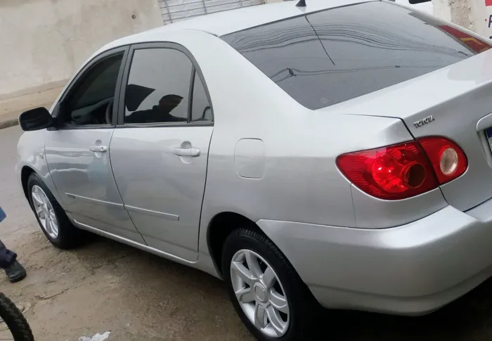 Toyota Corolla XLI 1.6 16V 110cv Aut. 2003